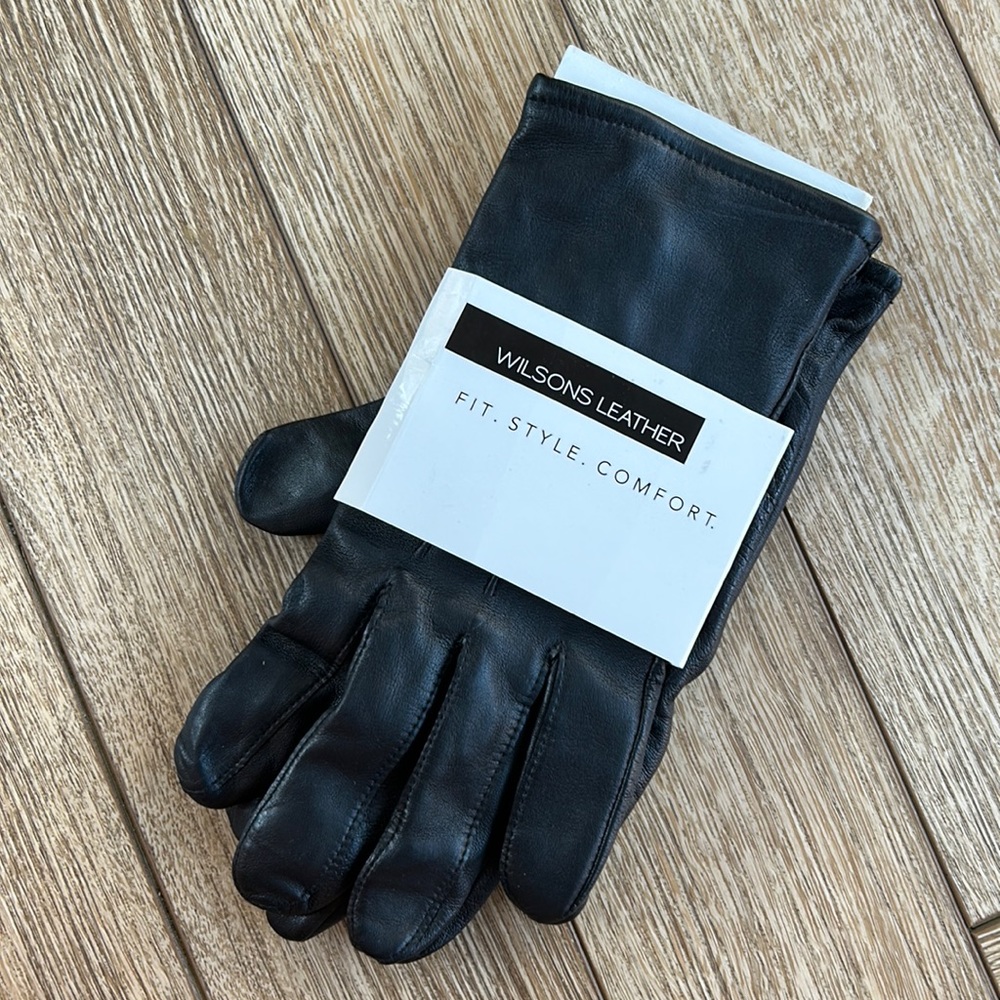 Wilson’s Leather black leather gloves